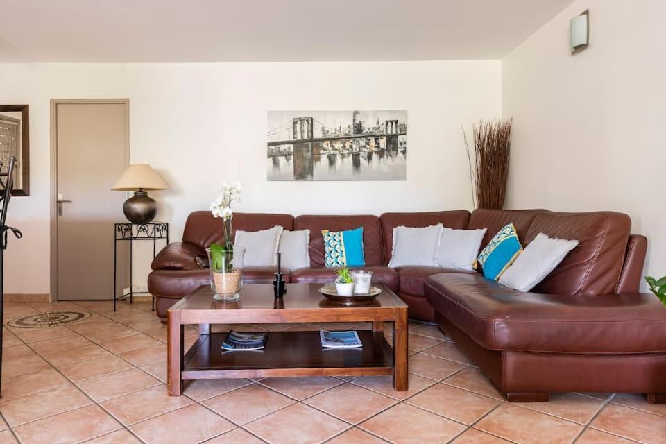 Cassis, Appartement 3 Chambres Avec Terrasse מראה חיצוני תמונה